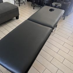 Massage Table 