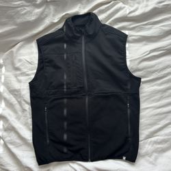 Figs Black Fleece Vest
