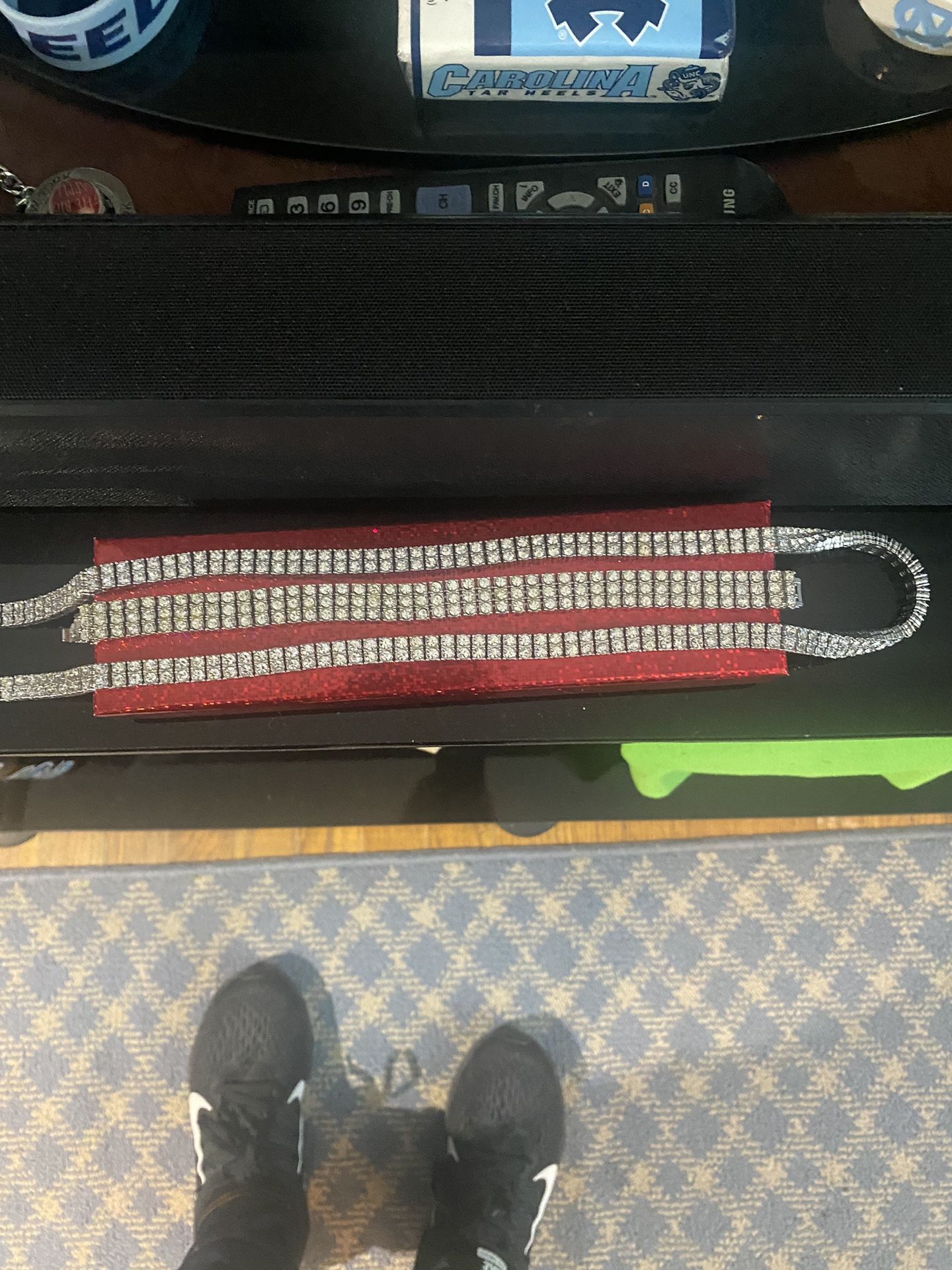 33 Inch Gold Or Silver Hip-Hop Chain 10 Inch Silver Bracelet Chains 40 Apiece Bracelet Is 25