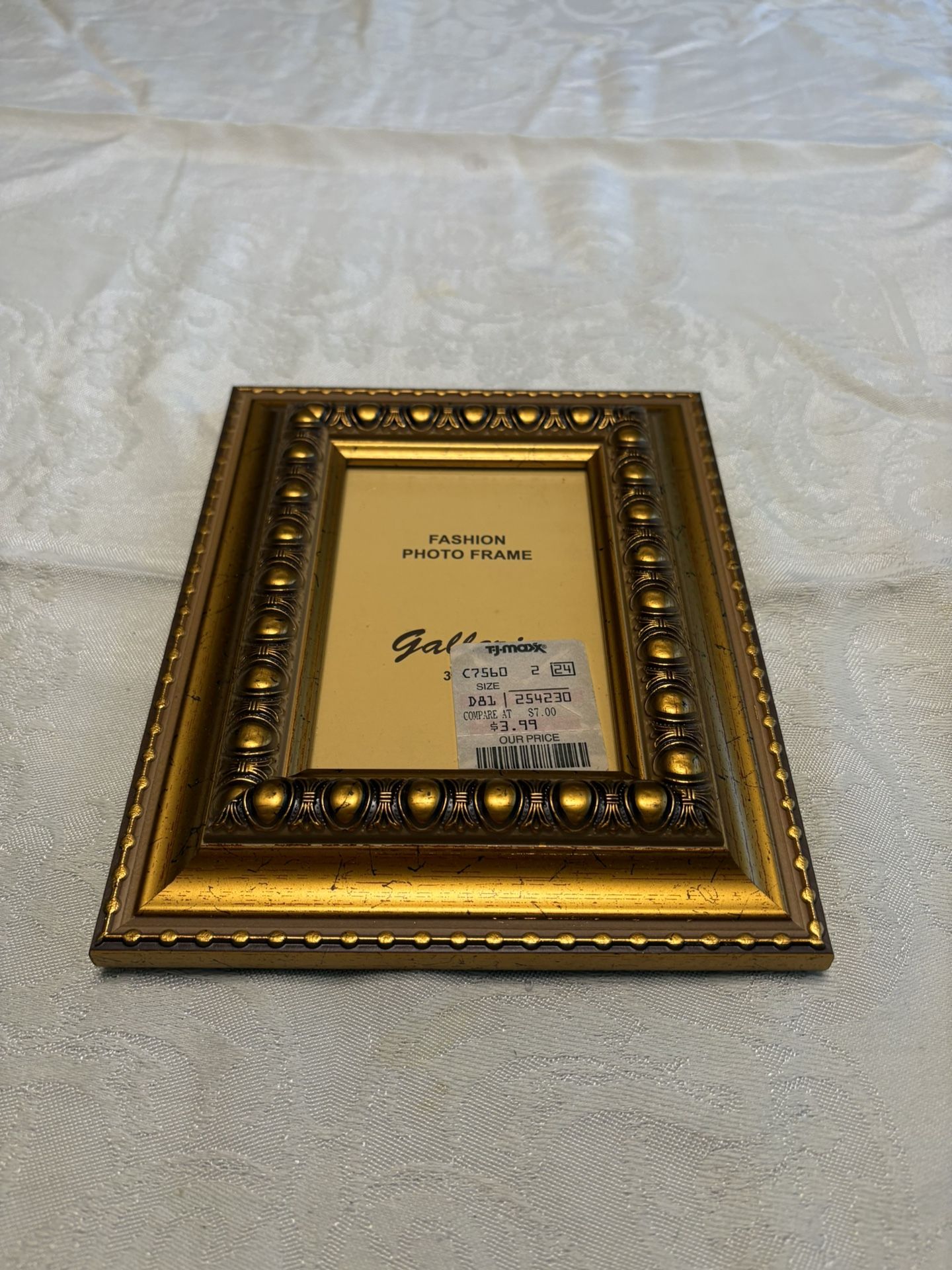 New Picture Frame For 3”x5” Picture