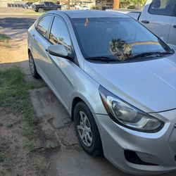 2012 Hyundai Accent
