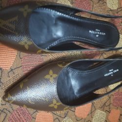 Authentic LV Brown Monogram Pointed Toe Balerina Flay