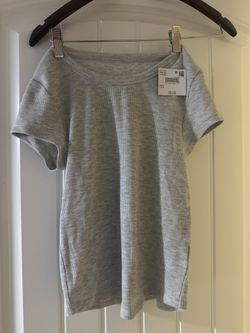 American Eagle T shirt