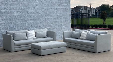 Living Spaces 3pc. Sofa Set “Austen ll” Light Gray