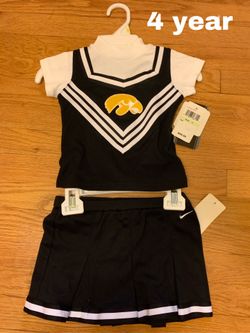 New two piece size 4 girls set