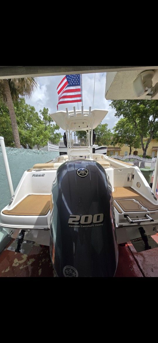 2019 ROBALO R22  170 HORAS