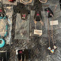 Brand New  Paparazzi Jewelry