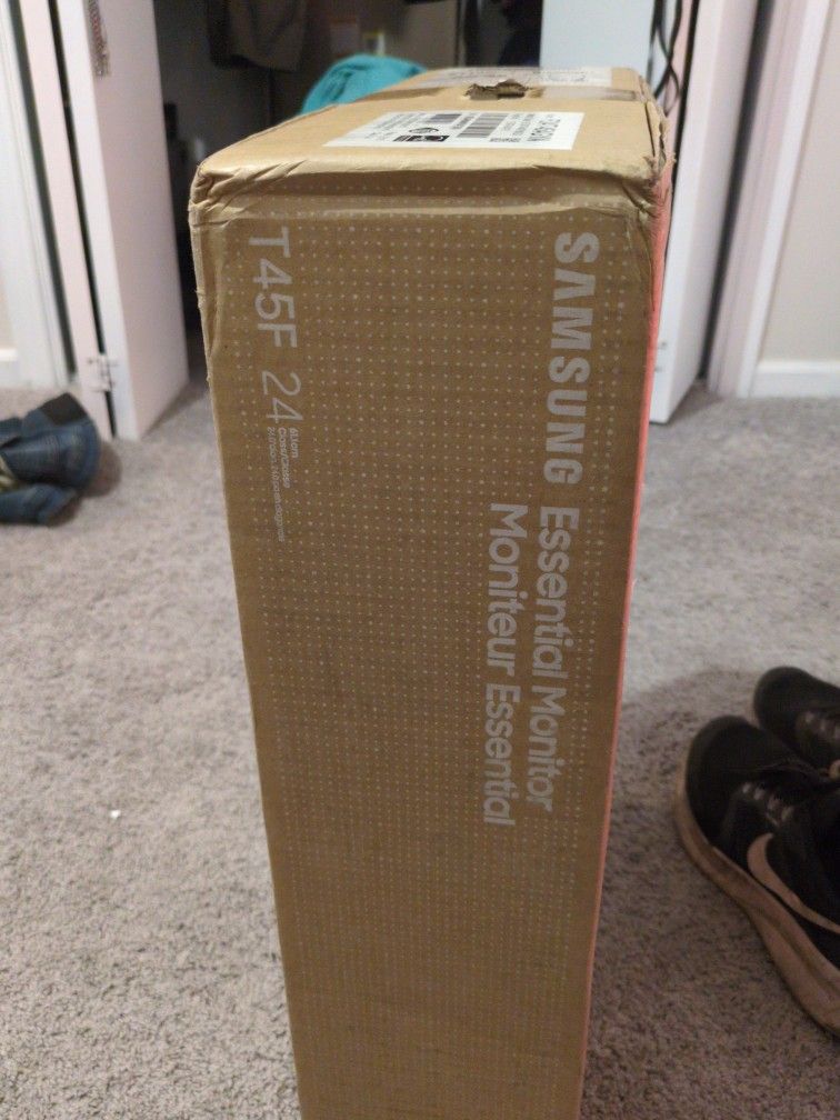 Samsung T45F Monitor 24 Inch