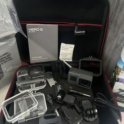 New GoPro Hero 5 - GoPro HERO5 Black Digital Action Camera w/ 4K HD Video & 12MP Waterproof Cam W/ Accessories