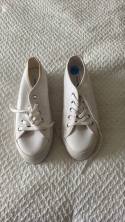 Woman Sneakers