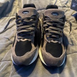 new balance 2002R brand new brown and black 