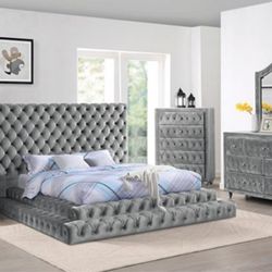 4 PC SET  1 QB+ 1 DR + 1 MR + 1 NS +  NEW IN BOX (MATTRESS AND CHEST SOLD SEPARATELY)