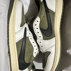Size 10 Air Jordan 1 Low x Travis Scott