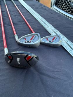 Ping Moxie Golf Youth Set