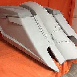 Harley Davidson 6″ Trendsetter Extended Saddlebag Fender Kit Dual Cut Outs 6 x 9 Speaker Lids / 2014 – 2023