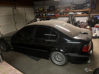 Bmw E46 2001 Sedan Part Out