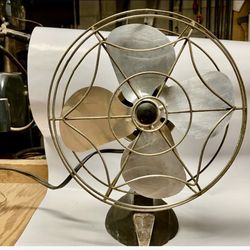 Eskimo Brand Vintage Table Fan