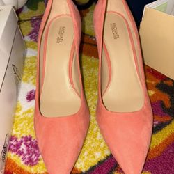 Michael Kors Suede Pumps