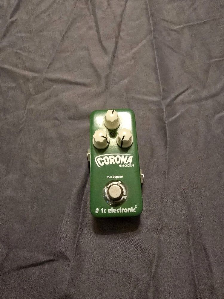 Corona Mini Chorus Pedal