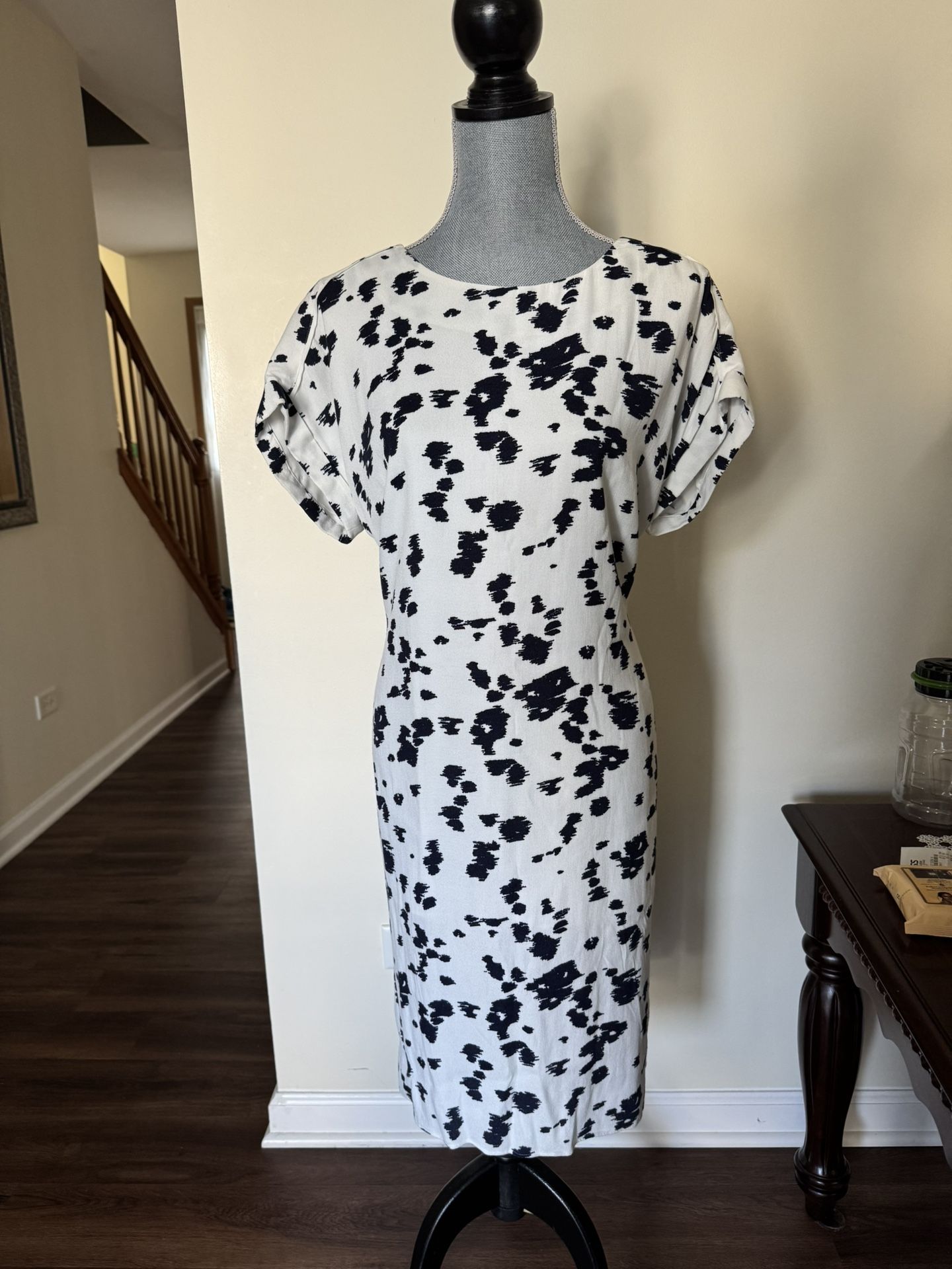 Ladies dress size XL