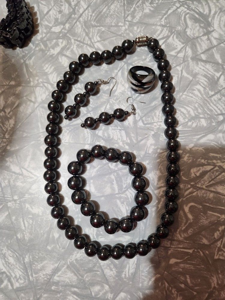 Hematite jewelry Set from the 1980s