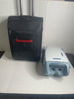 Honeywell Titmus V2 Vision Screener With Travel Bag