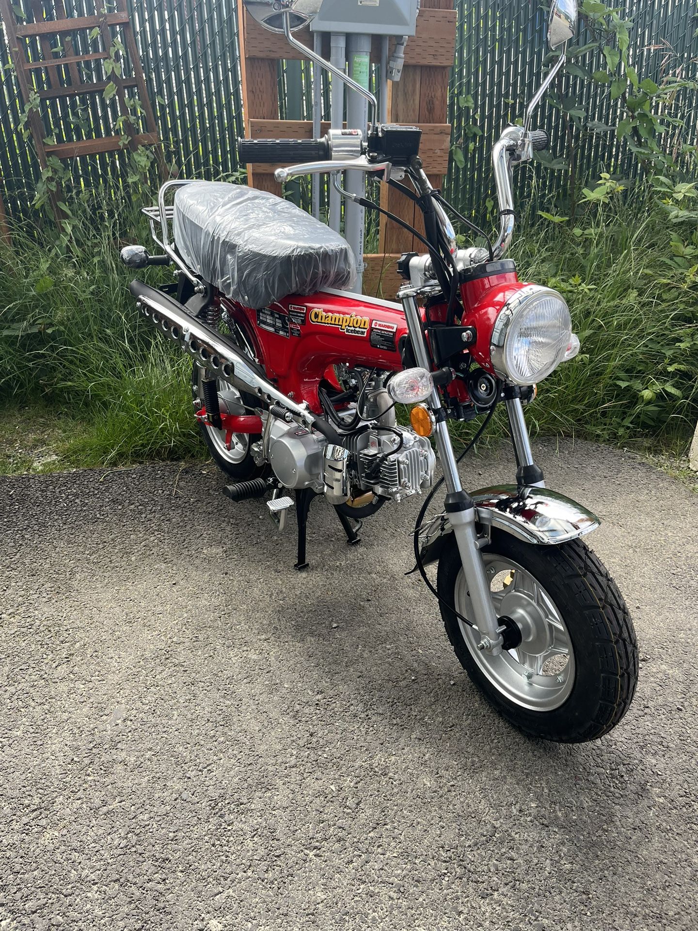 Brand New 125cc Semi Auto Champ! Like Honda Ct Scooter Scooters Moped