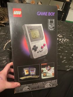 Lego Super Mario Gameboy Retro Building Set WITH DISPLAY STAND