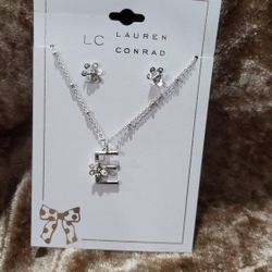 LC Lauren Conrad Floral Necklace Set E