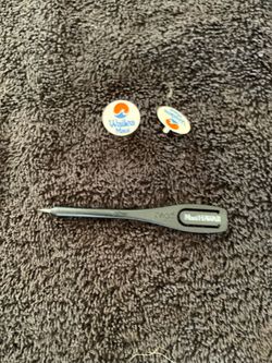 Wailea ball markers and pen