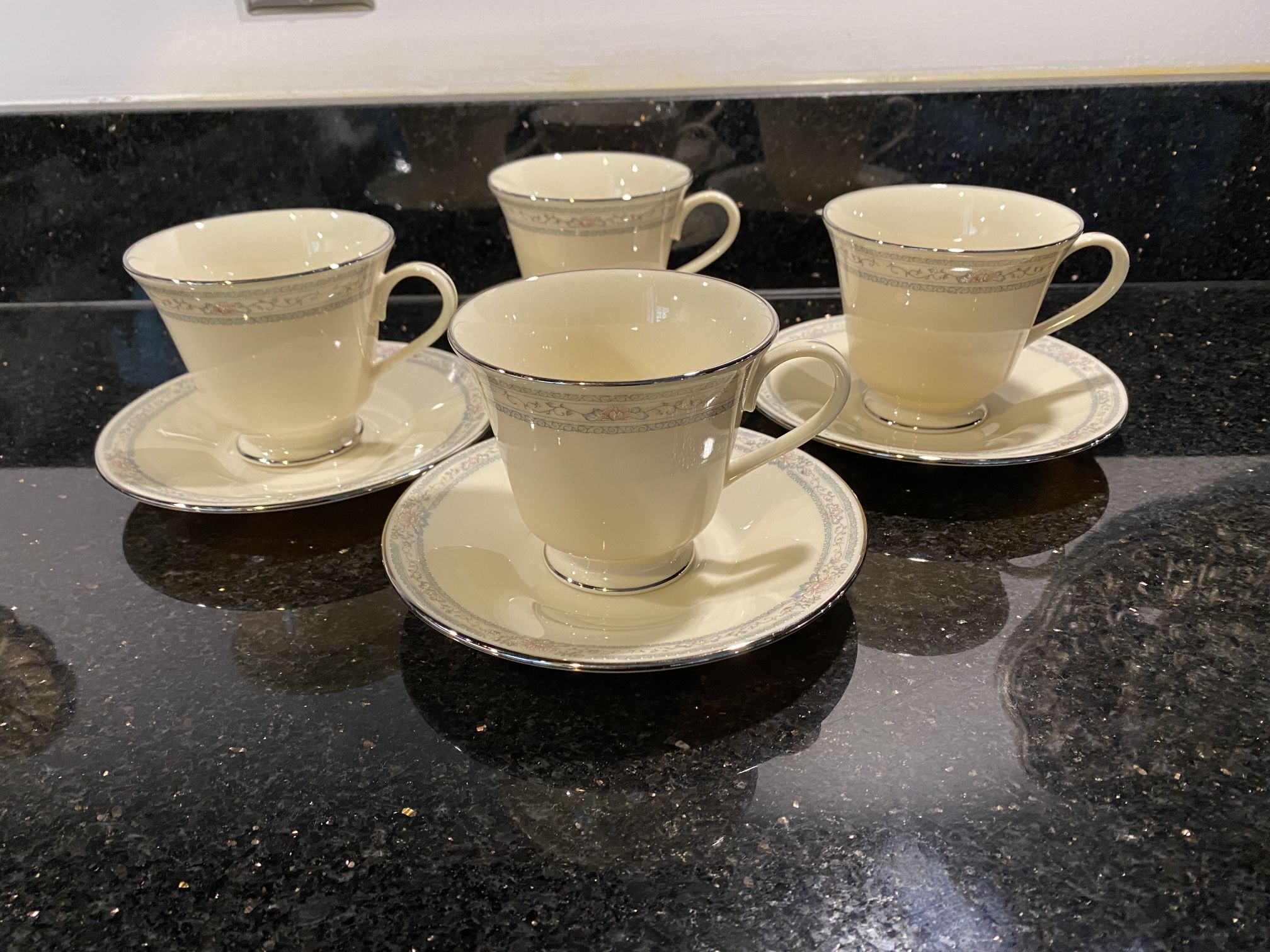 Lenox Fine China Charleston Teacups and Saucers Set of 4