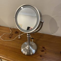 Lighted Mirror 