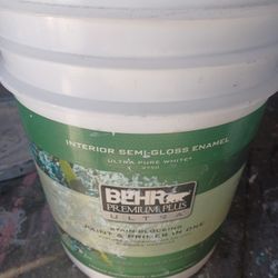 5 Gallons Interior Semigloss White Paint 
