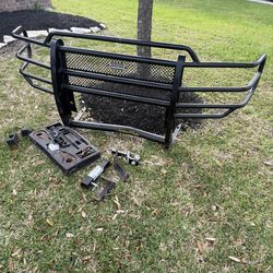Ranch Hand Legend Series Grille Guard + accessories ( Chevy) Tomball area