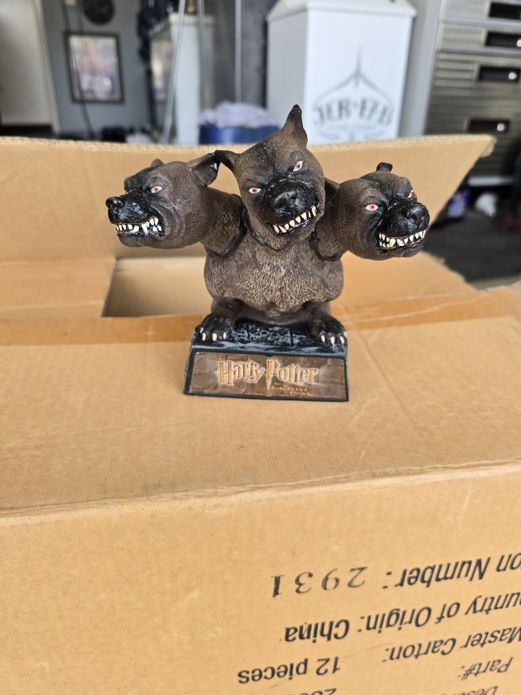 FREE HARRY POTTER THREE HEADED BOBBLEHEAD  DOG 