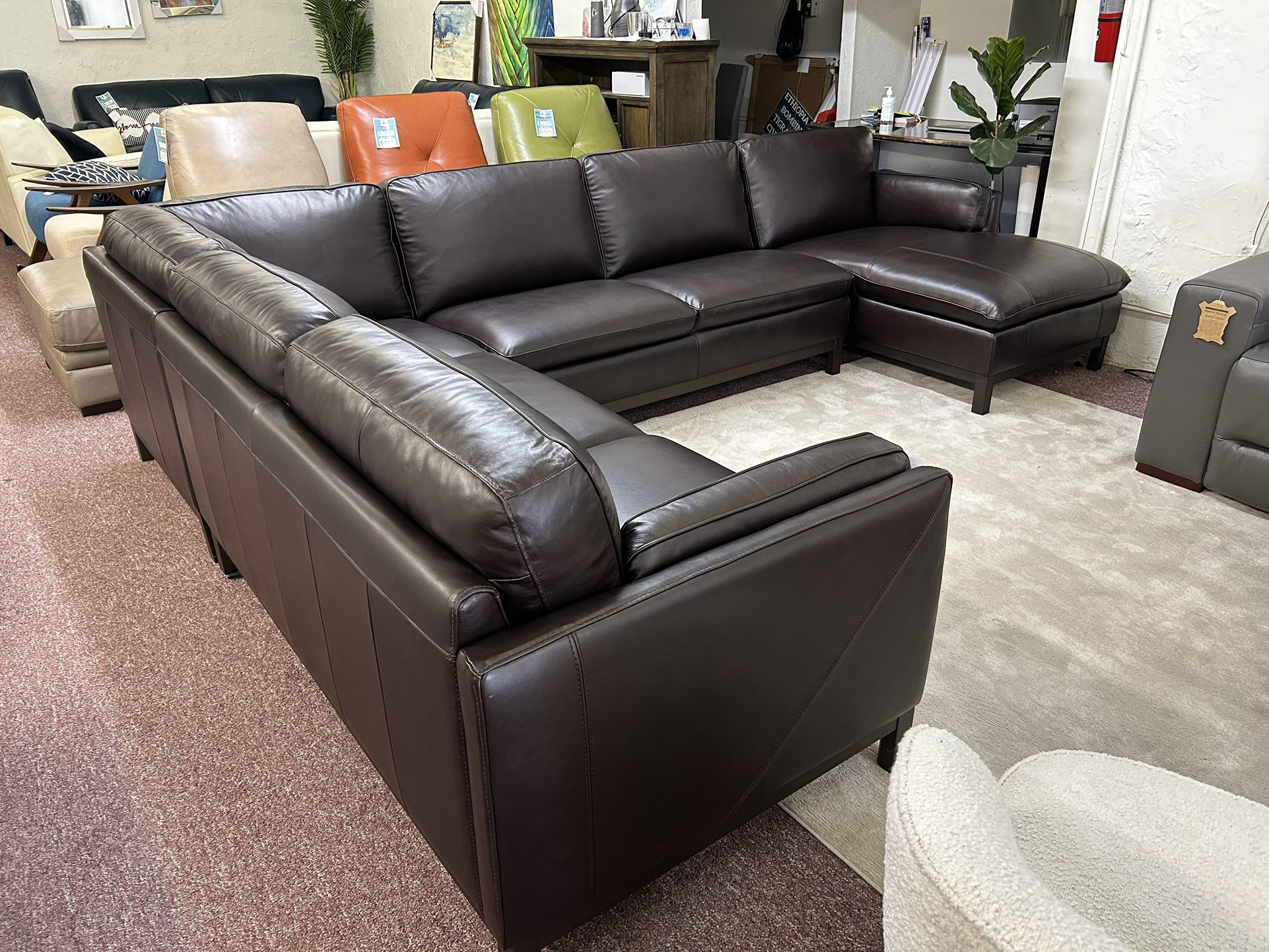 100% Real Leather Sectional- Virton