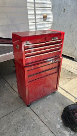 Husky tool box
