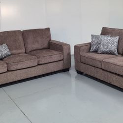 New 2pc Set