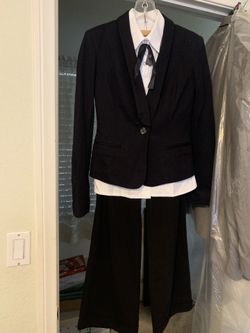 Pant Suit XS. $15,00.  Chino, Ca