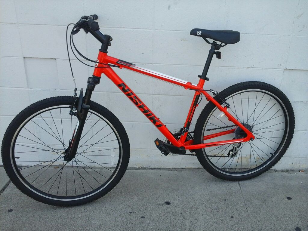 LIKE NEW Nishiki ALAMOSA mountain bike (NK100144) 18" medium $380msrp