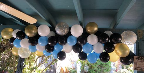 Balloon garlands