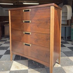 Gorgeous Vintage Mcm Tallboy Dresser