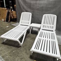 $150.00 New 3 Pieces White Plastic Outdoor Patio Pool Chaise Lounge Pool Tanning Adjustable Recliner