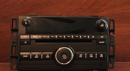 10-14 Chevy Truck Radio