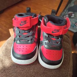 Toddler sneakers