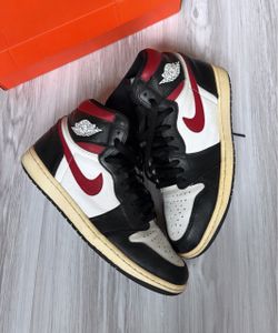 Jordan 1 bloodline size 10