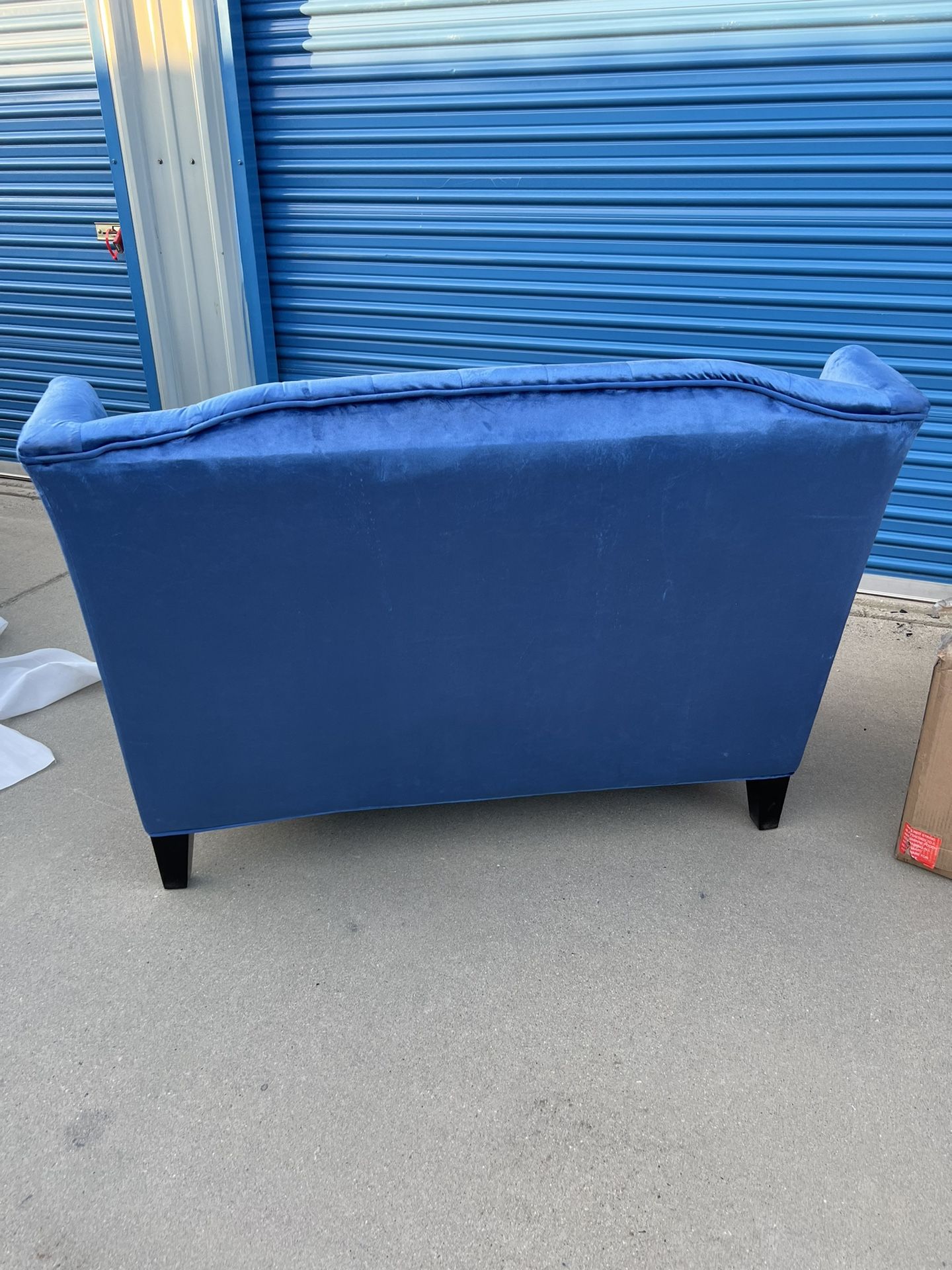Brand New High Back Blue Velvet Loveseat for Sale in Fowler, CA OfferUp