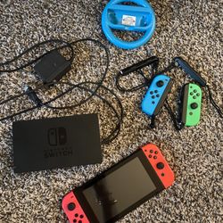 Nintendo Switch 