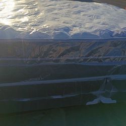 Brand new King size pillowtop mattress and box spring free delivery depends on location