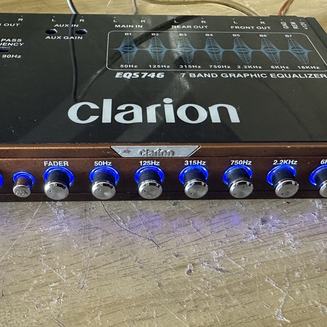Clarion car graphic equalizer Clarion D7 カセットデッキ